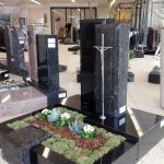 max böse Natursteine eröffnet Grabmal-Zentrum in Kindelbrück bei Erfurt