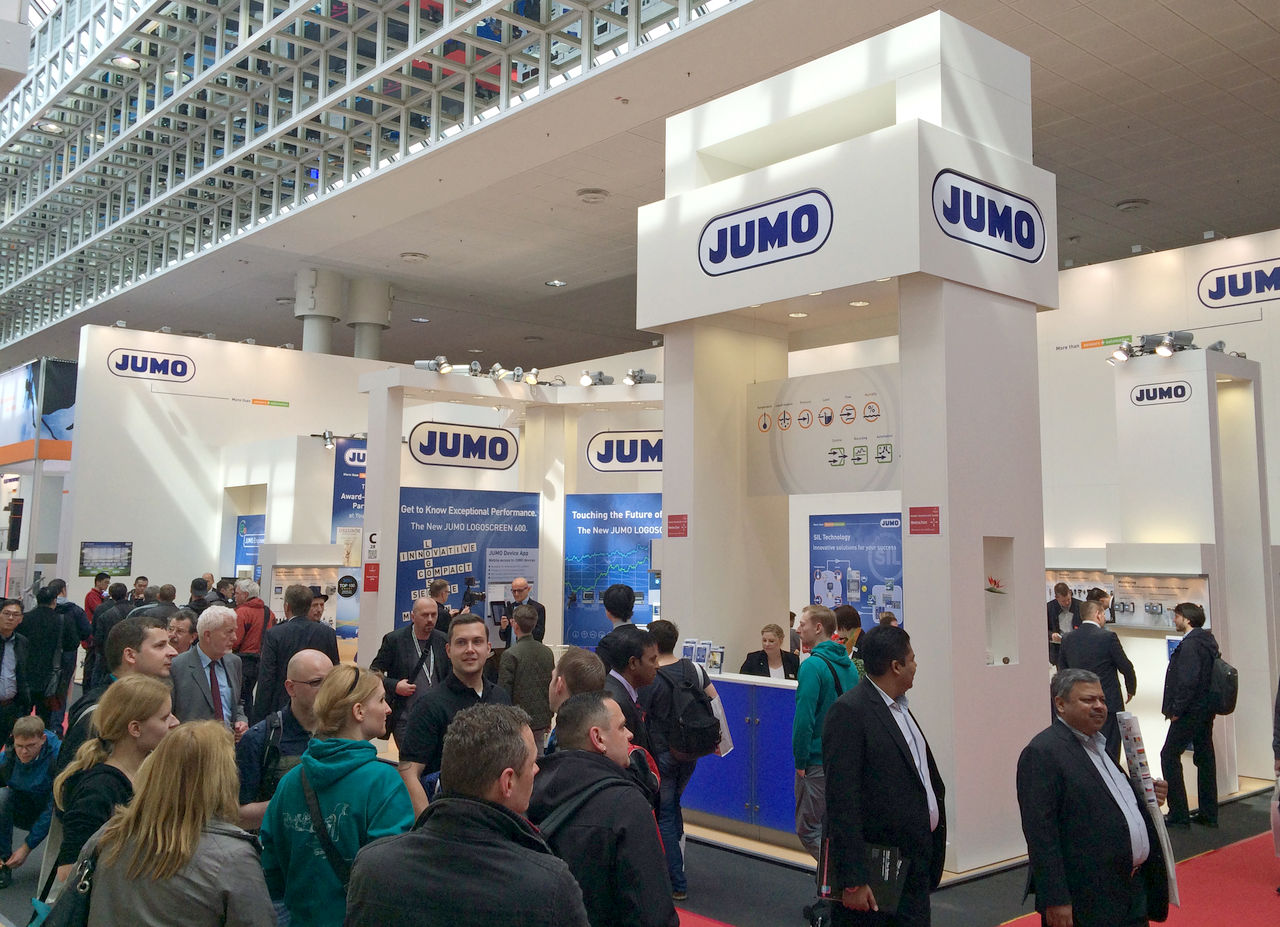 Hochbetrieb herrschte an allen fünf Messetagen am JUMO-Stand.