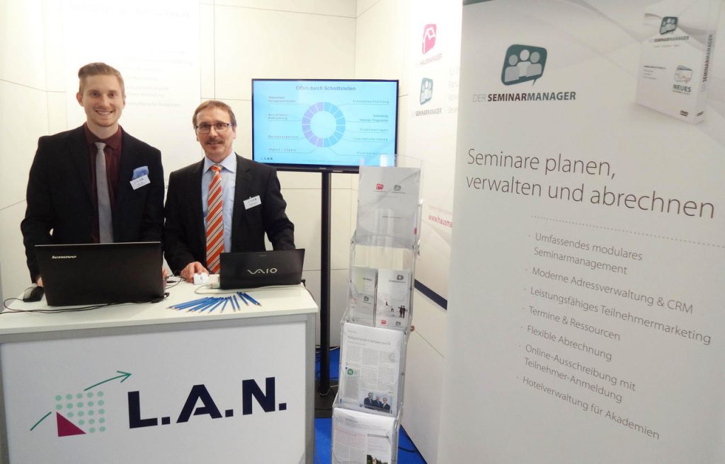 L.A.N. präsentiert auf der Fachmesse mbt Meetingplace 2016 seine selbstentwickelte Software für Bildungsanbieter und Akademien: den „SeminarManager“.