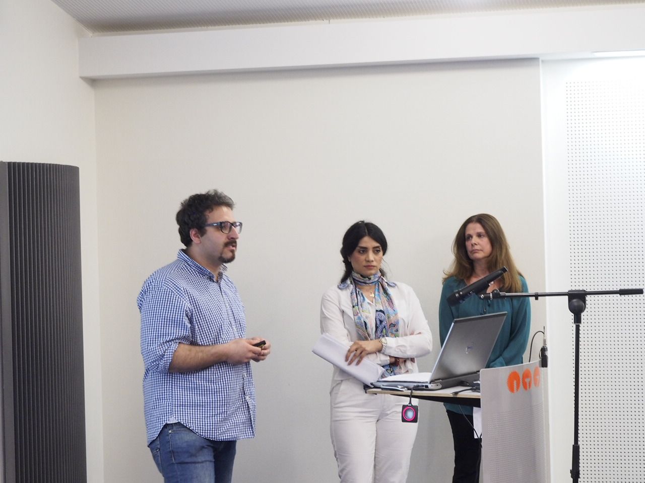 International: Patrizia Bortolotto, Marve Bazargani und Humam Samim (von rechts) zeigten anhand der Beispiele Iran und Italien die internationale Vernetzung von Gründern