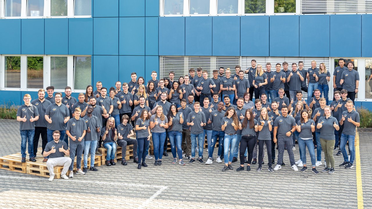 Gruppenfoto Zufall Logistik Azubis